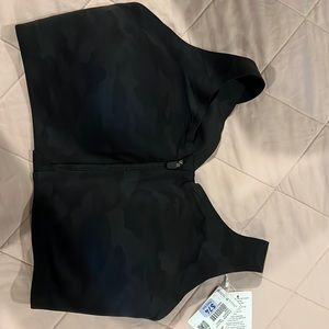 Lululemon Enlite Bra, Zip Front, Black Camo, 36DDD, NEW WITH TAGS.